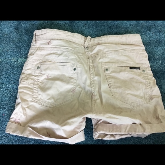 Cargo shorts. Light pink with embroidered stars - Picture 2 of 3